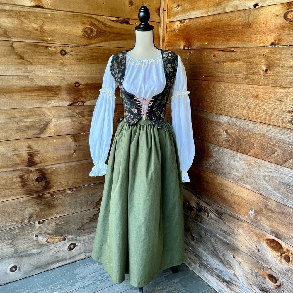 Women’s Medieval RenFaire Cottagecore Skirt Blouse Corset Vest Cosplay Costume